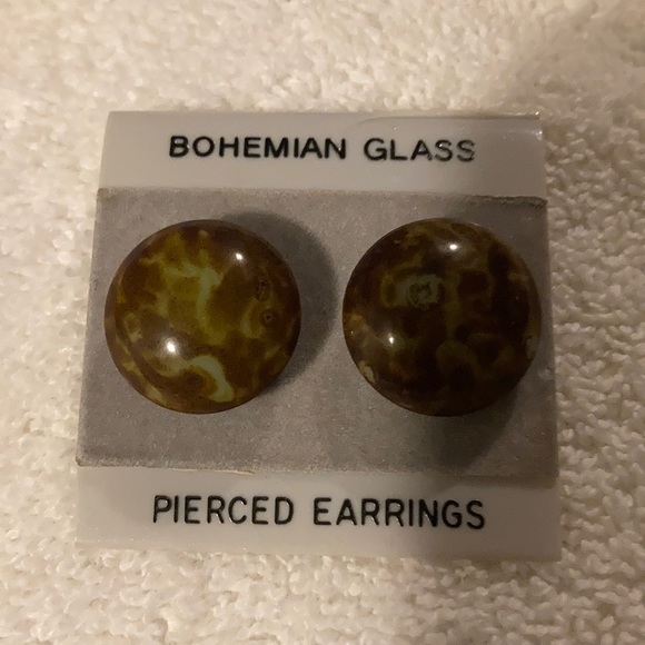 Bohemian Glass earrings - Picture 3 of 4